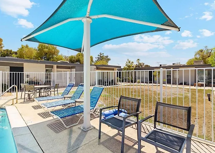 Spacious 3br In Old Town * Scottsdale