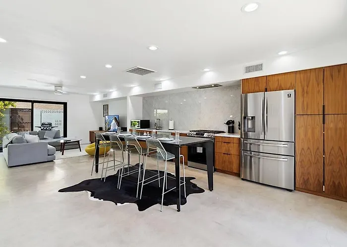 Spacious 3br In Old Town Scottsdale